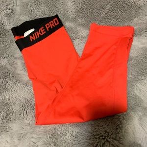 Nike Pro Dri-Fit Cropped Capri